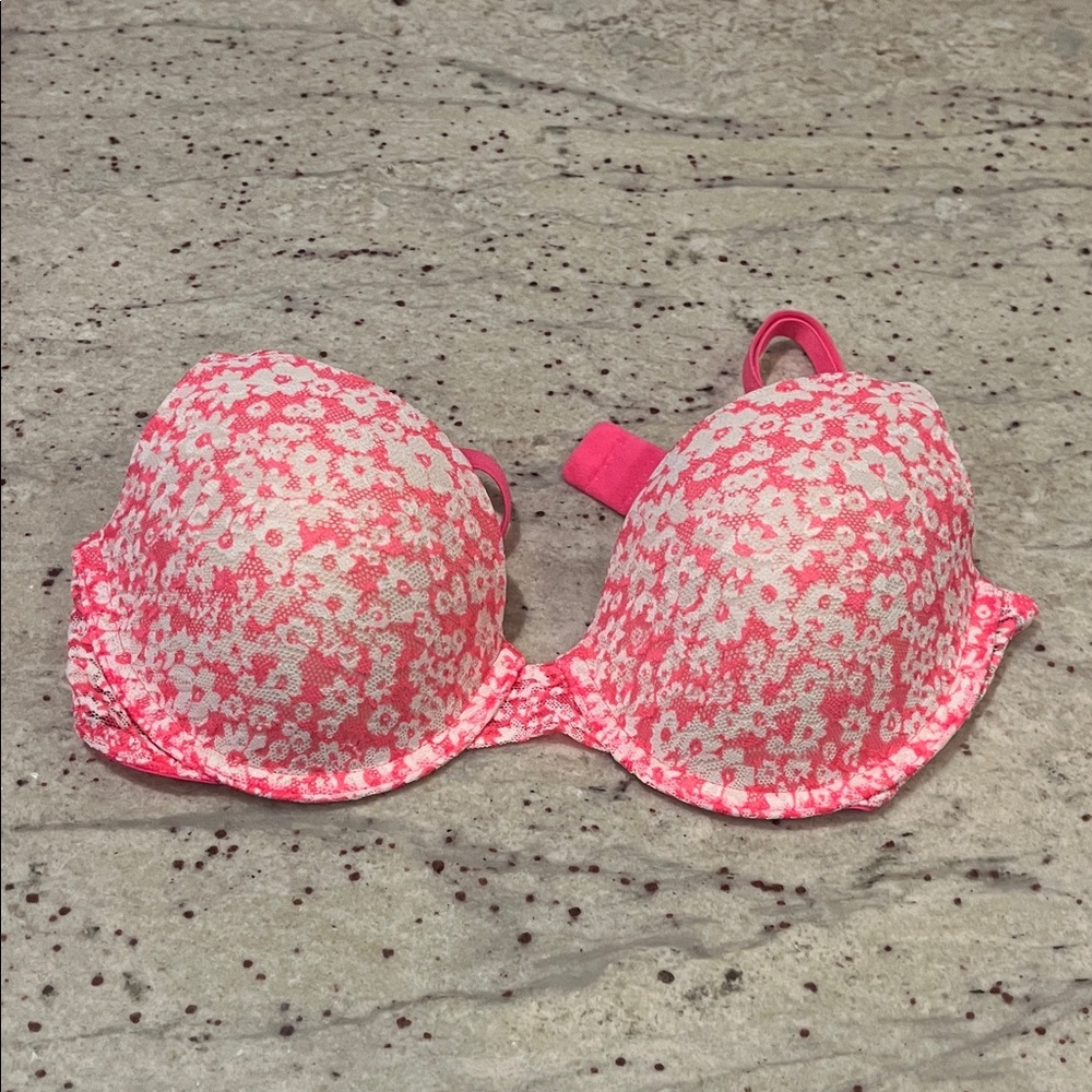 Victoria's Secret Pink Floral Lace Bra
